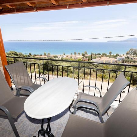 Αnastasia Apartments Mavrovoúnion Dış mekan fotoğraf