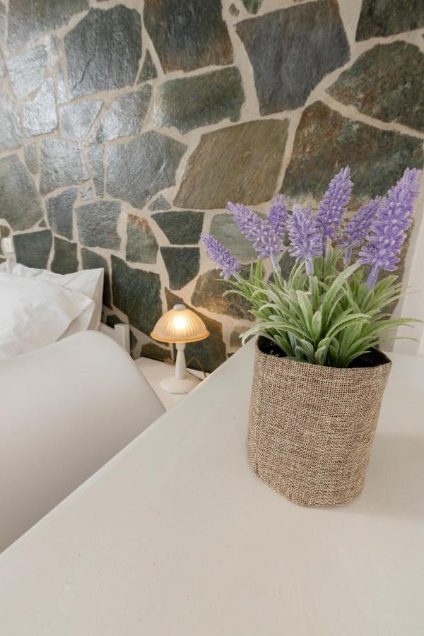 Αnastasia Apartments Mavrovoúnion Dış mekan fotoğraf