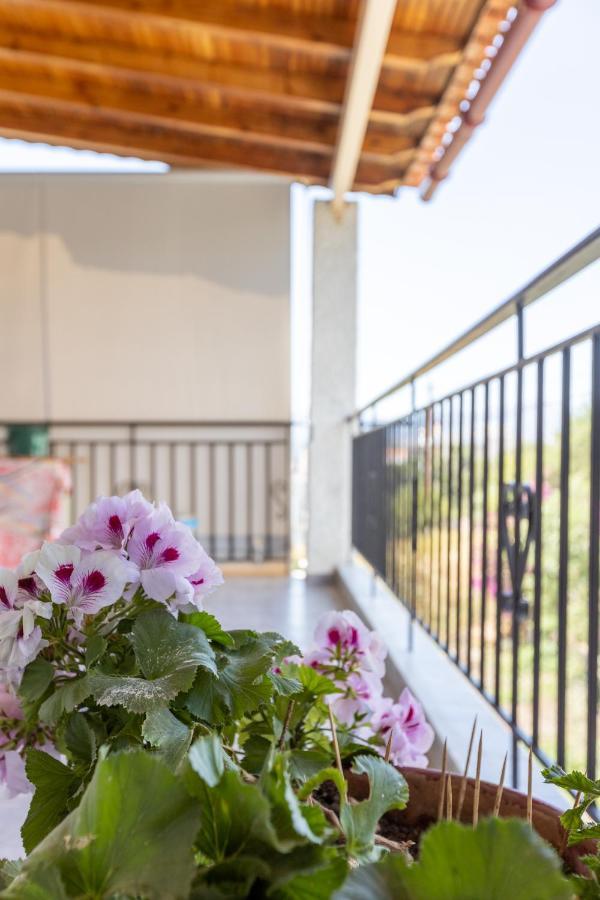Αnastasia Apartments Mavrovoúnion Dış mekan fotoğraf