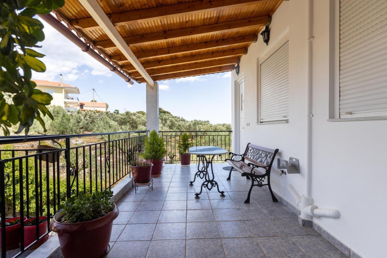 Αnastasia Apartments Mavrovoúnion Dış mekan fotoğraf