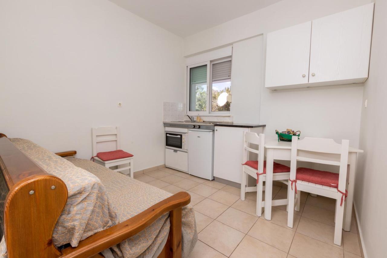 Αnastasia Apartments Mavrovoúnion Dış mekan fotoğraf