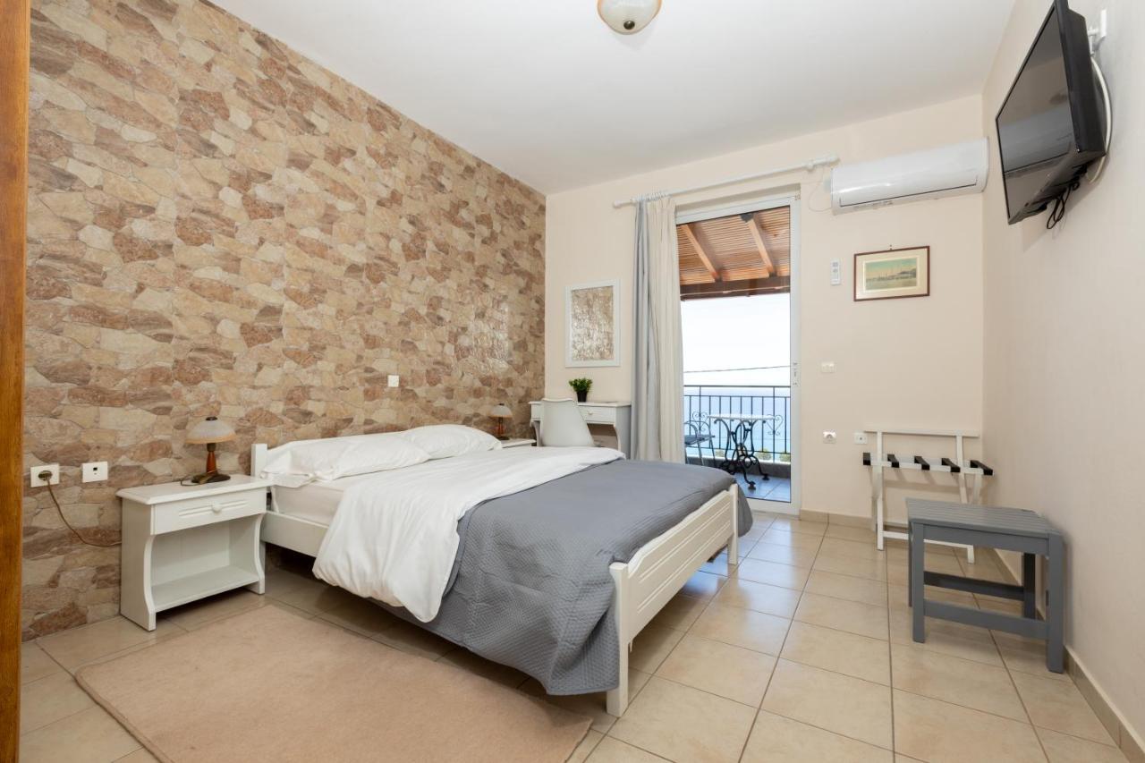 Αnastasia Apartments Mavrovoúnion Dış mekan fotoğraf