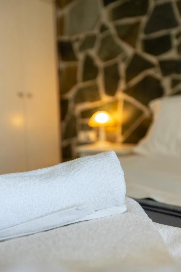 Αnastasia Apartments Mavrovoúnion Dış mekan fotoğraf