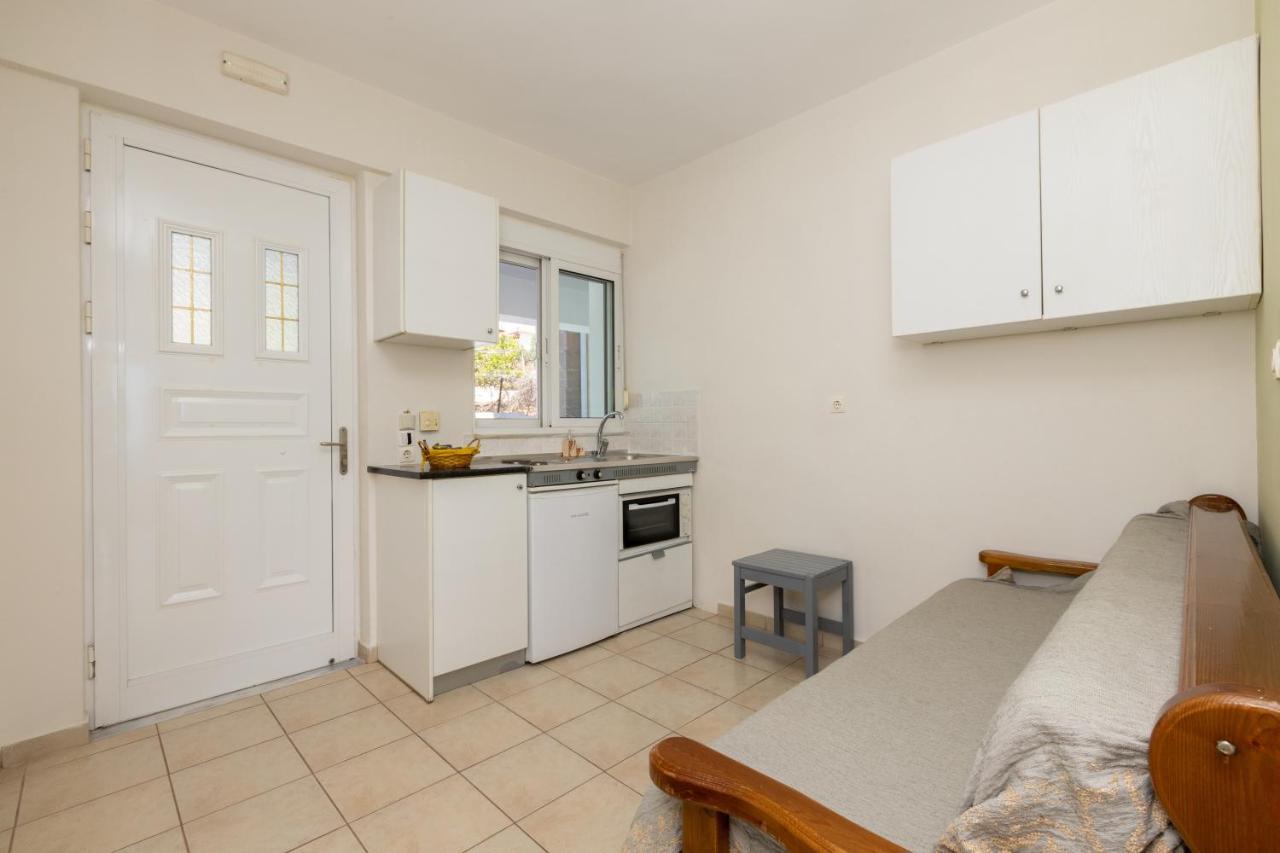 Αnastasia Apartments Mavrovoúnion Dış mekan fotoğraf