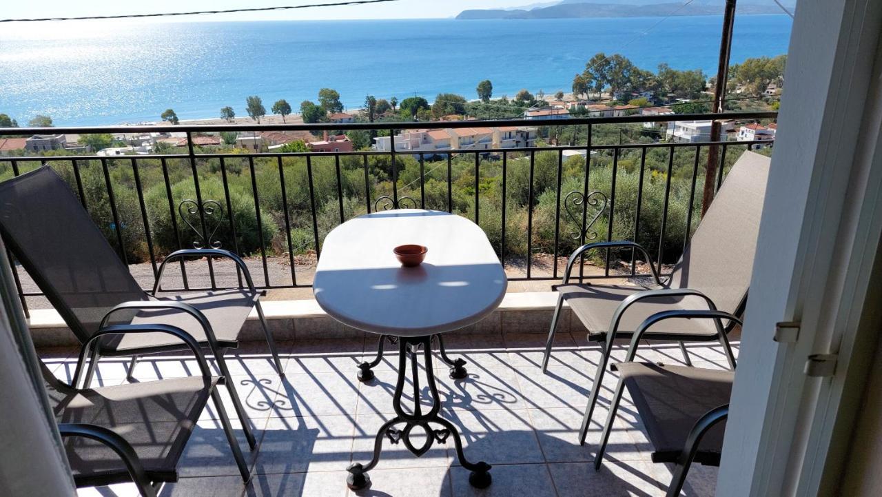 Αnastasia Apartments Mavrovoúnion Dış mekan fotoğraf